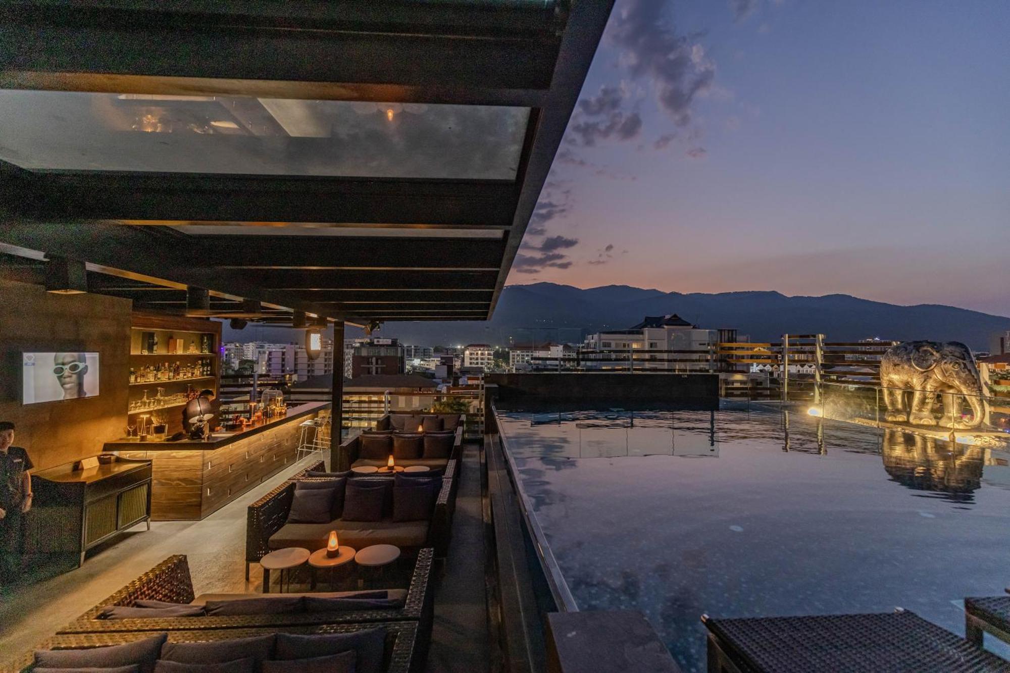Amanor Hotel Chiang Mai Bagian luar foto