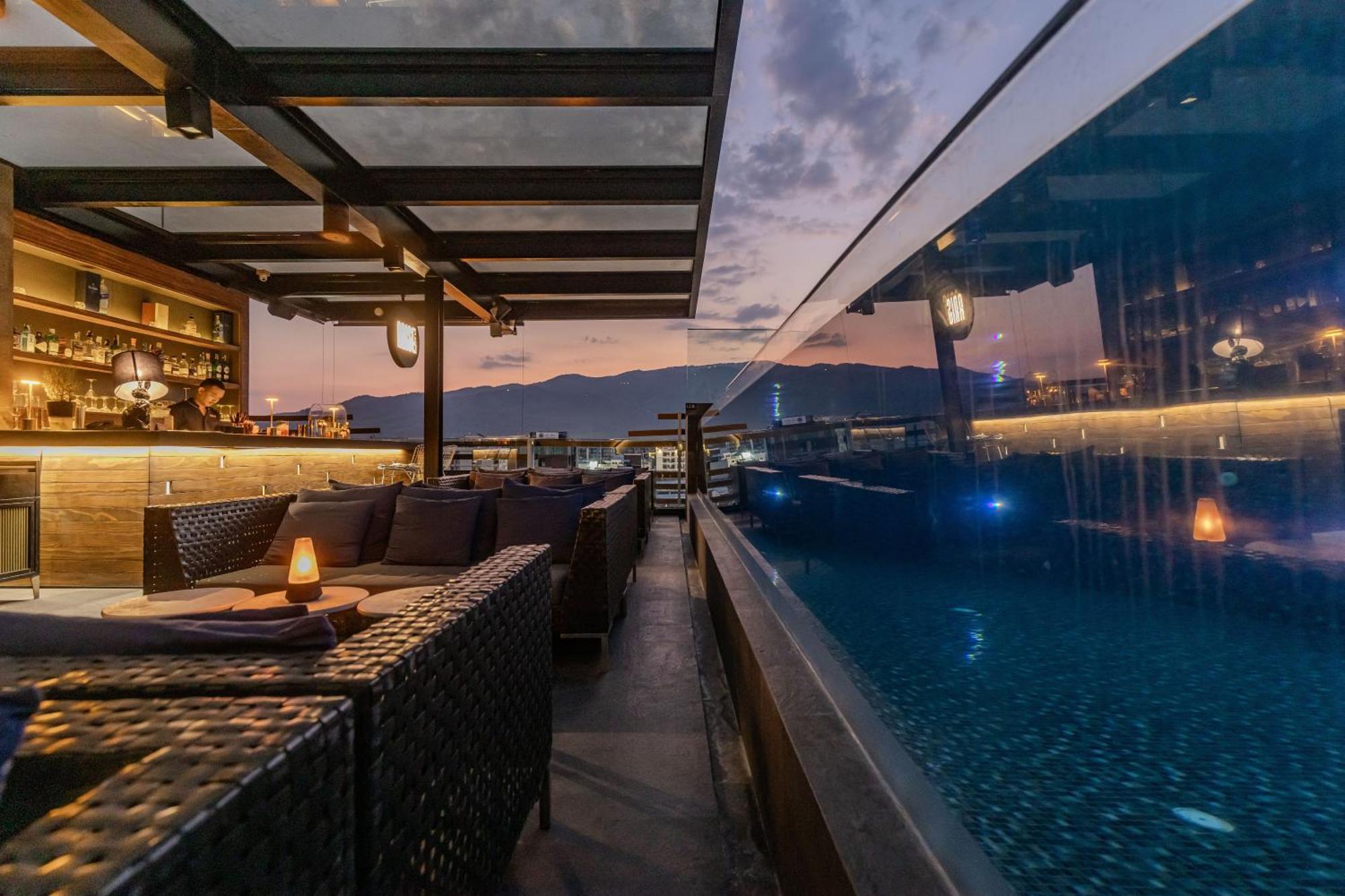 Amanor Hotel Chiang Mai Bagian luar foto